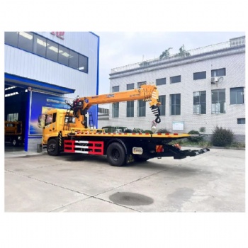 Dongfeng Tianjin 5-meter wheelbase Pafite 8-ton five-section boom flatbed truck with crane and tow truck