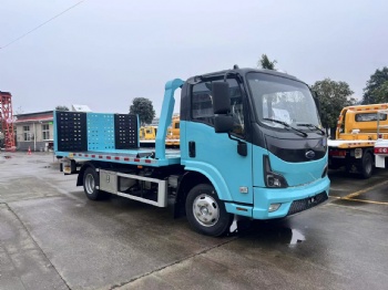 Heavy-Duty Electric Flatbed Truck with Hydraulic Tailgate & Winch System